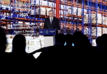 OECD hạ dự báo tăng trưởng kinh tế toàn cầu vì thuế quan