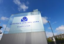 ECB tiếp tục giữ nguyên lãi suất